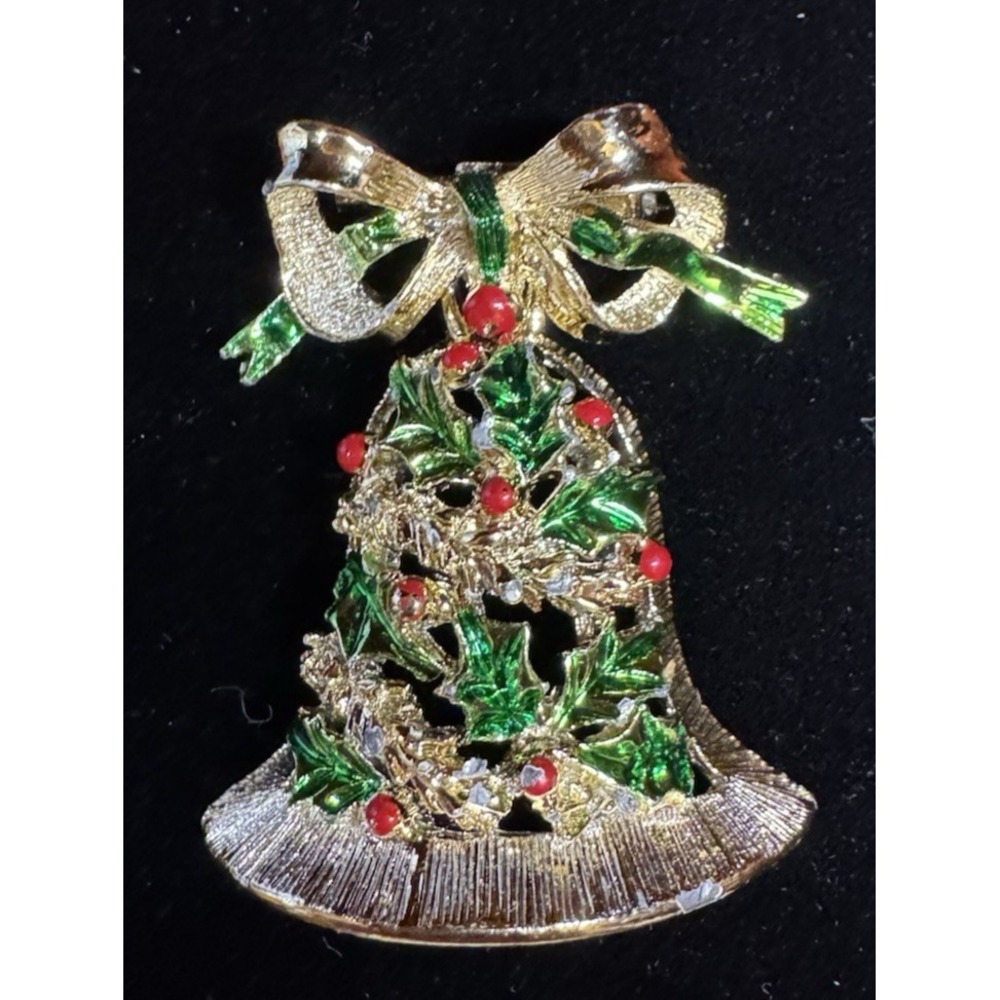 Vintage Gerry's Christmas Bell‎ Brooch Gold Tone Enamel Holly Berry Holiday Pin